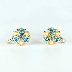 NICE Vintage Nemo Aqua Blue Rhinestone Faux Pearl‎ Gold Tone Screw Back Earrings